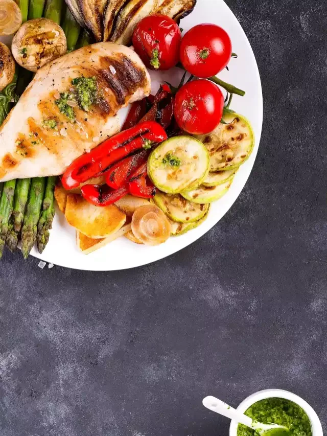 The Mediterranean diet can ease menopause symptoms.
